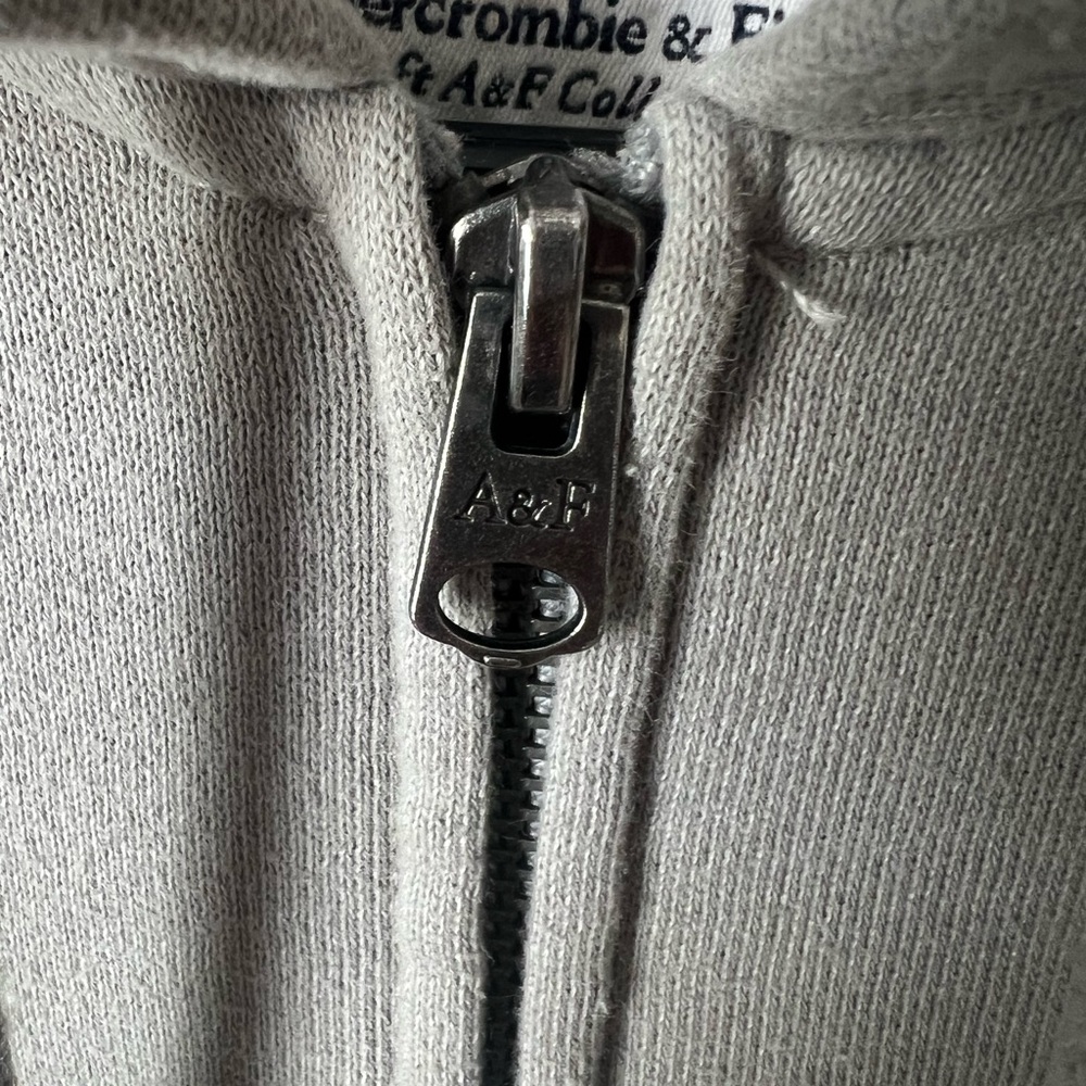 Abercrombie & Fitch Women's size S
Full Zip Hoodie Soft Collection Pullover - Picture 3 of 8